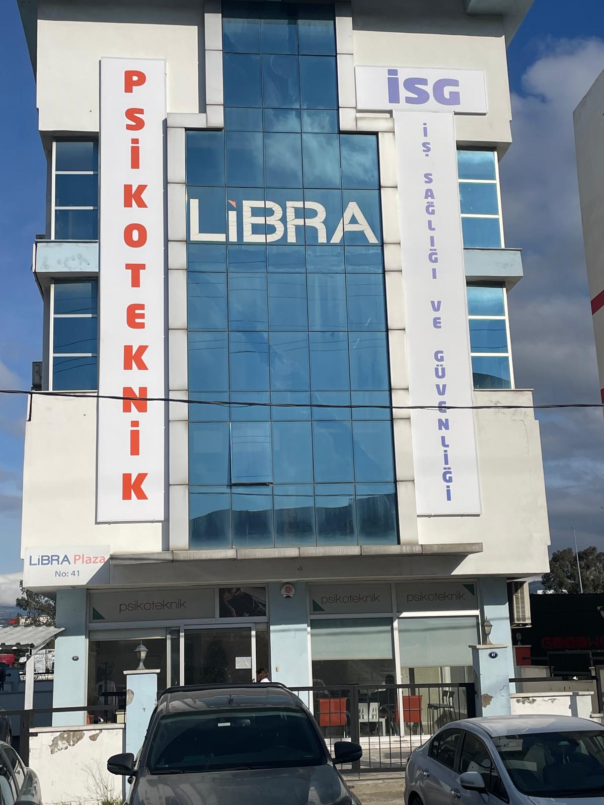 Libra Plaza bina cephesi ve psikoteknik tabelası
